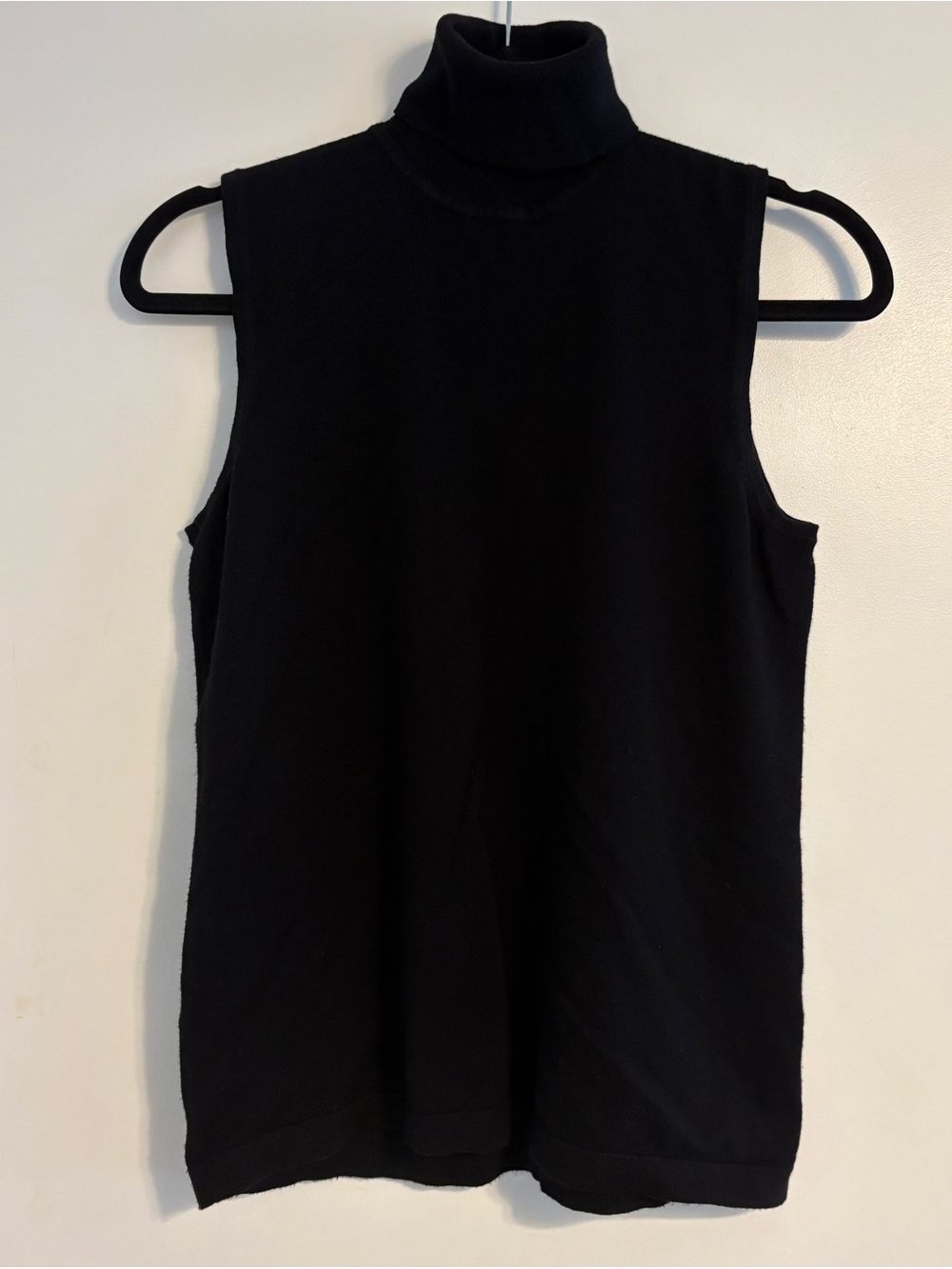 august silk Black Sleeveless Turtleneck Tank